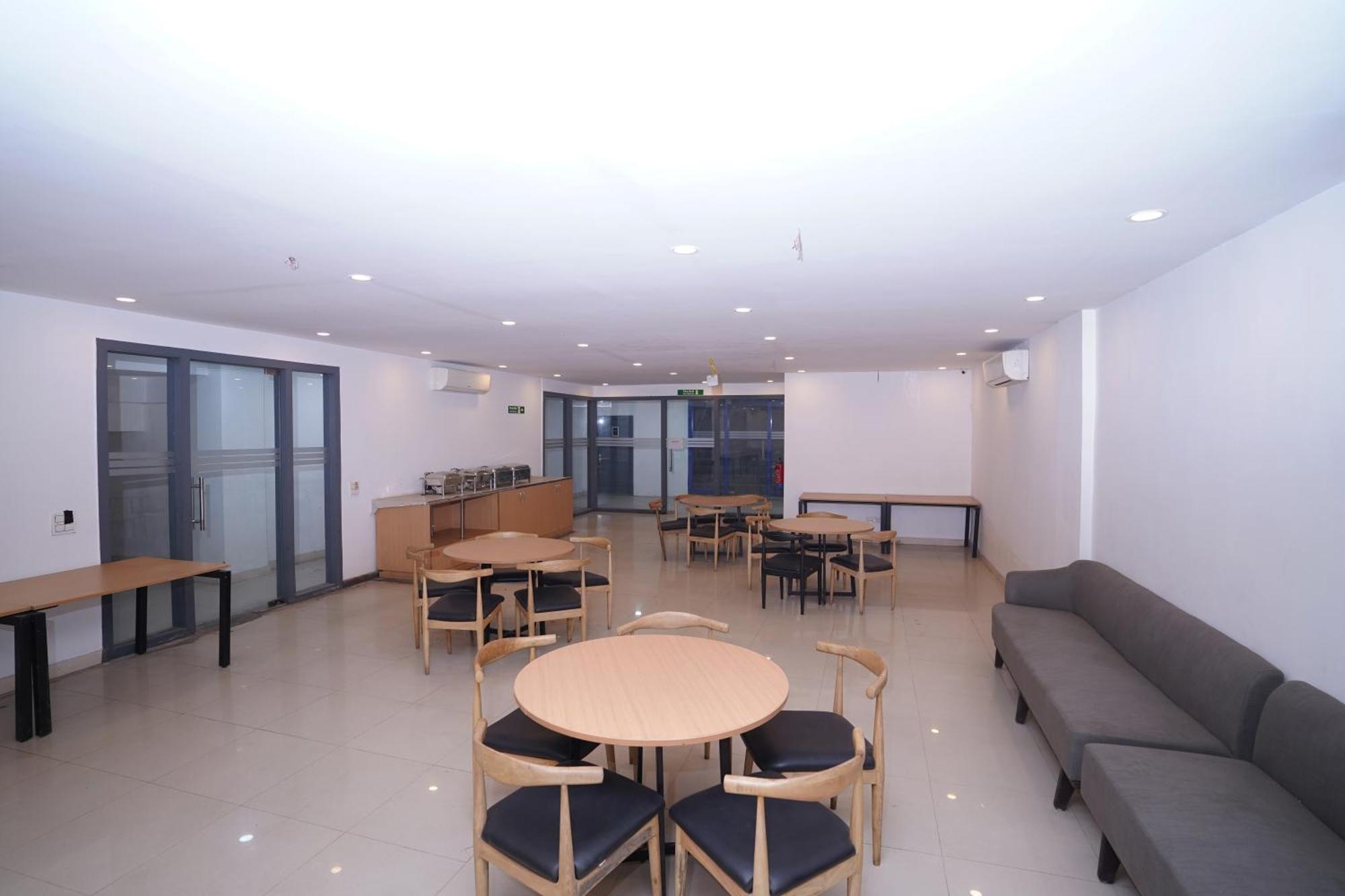 Hotel Mira Residency- Outer Ring Road, Paschim Vihar Delhi  Exterior foto